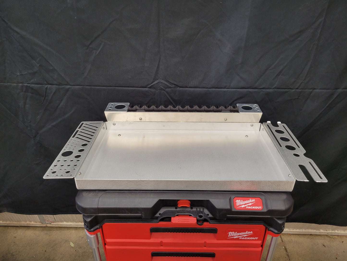 2MB1 Rear Tool Tray Adapter